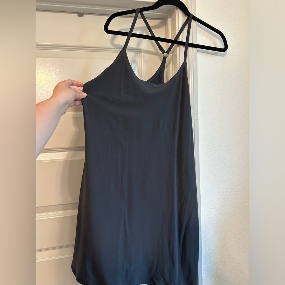 Black OV exercise dress, size XL.